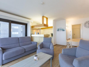 Corner apartment on 5th floor
